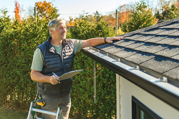 Professional Roofing technician working in Chipley, FL
